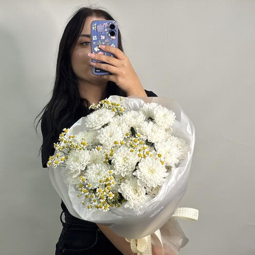 Сборный летний букет ромашки и хризантемы 💛