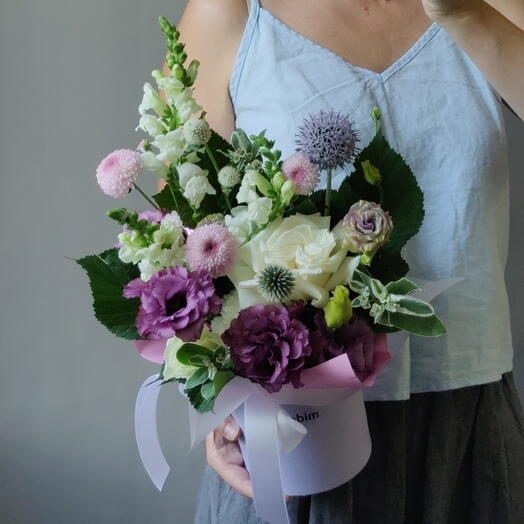 Авторская композиция в сиреневых тонах с антирринумом и эустомой 💜