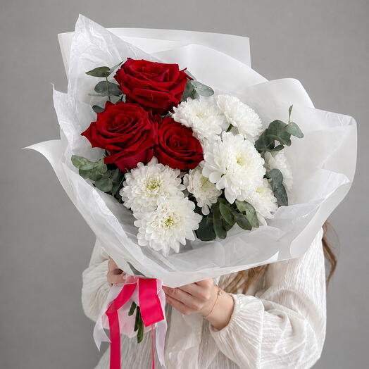 Воздушный букет с красной розой | эвкалипт 🌹