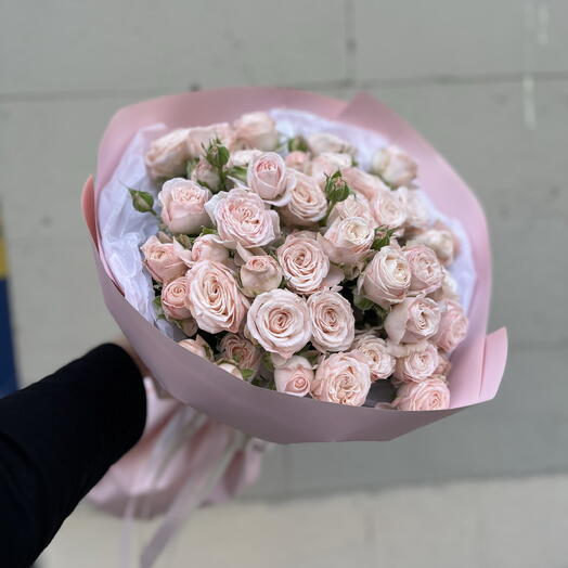Premium Букет из пионовидных кустовых роз