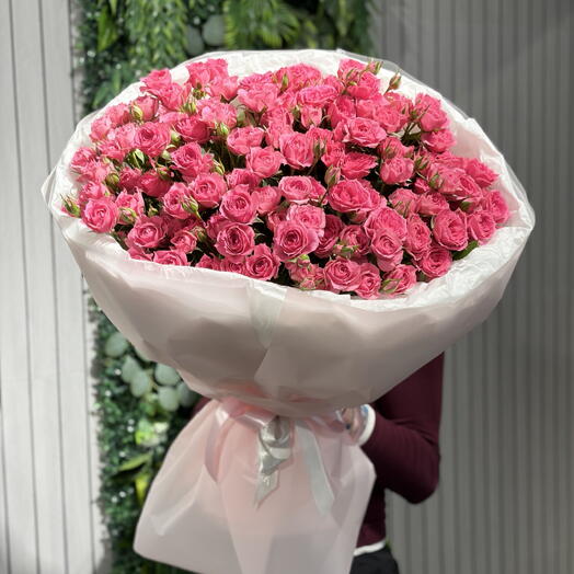 Букет из 25 веточек кустовых роз💕💕💕