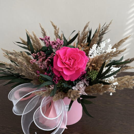 Композиция из стабилизированных цветов Blooming Grace