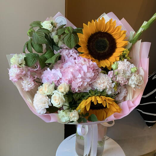 Букет «Листопад» с подсолнухами, гортензией и малиной🌻