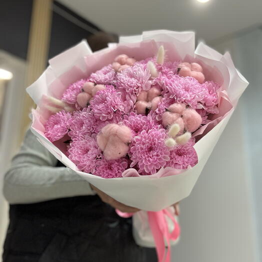 Авторский букет: розовая хризантема , натуральный хлопок и лагурус 🌸 Размер М