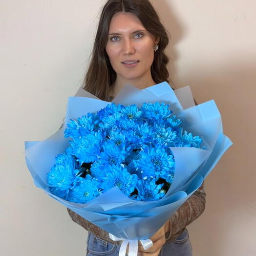 Букет из 5 синих хризантем