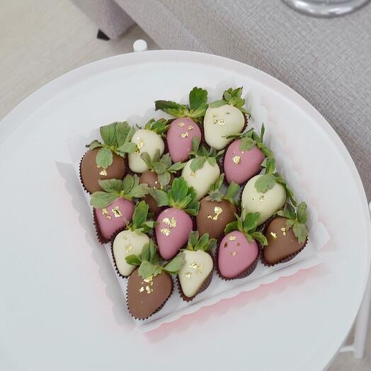 Chocolate-covered strawberries