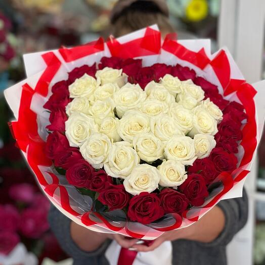 Corazón de rosas