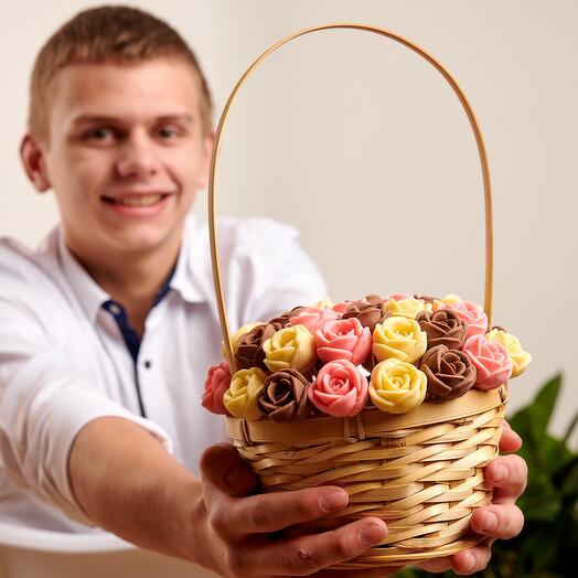 Набор сладостей из 37 шоколадных роз