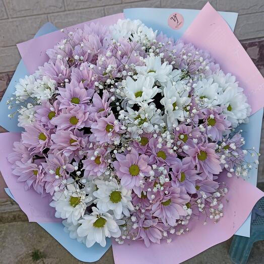 Букет  из 15 кустовых ромашек