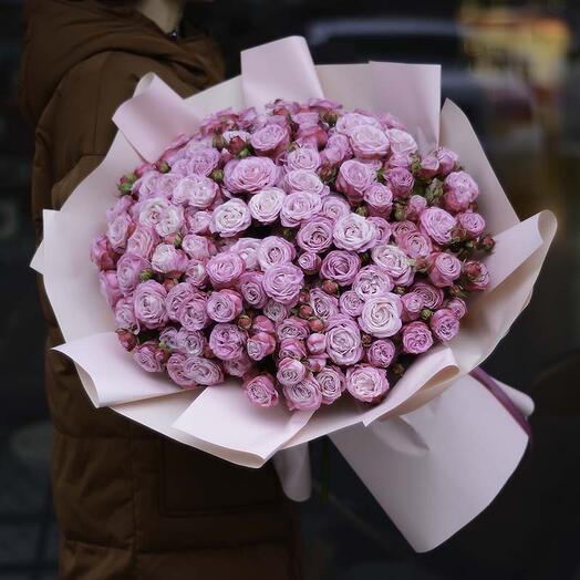 Ramo de rosas peonías