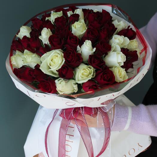 Ramo de 51 rosas de Mar