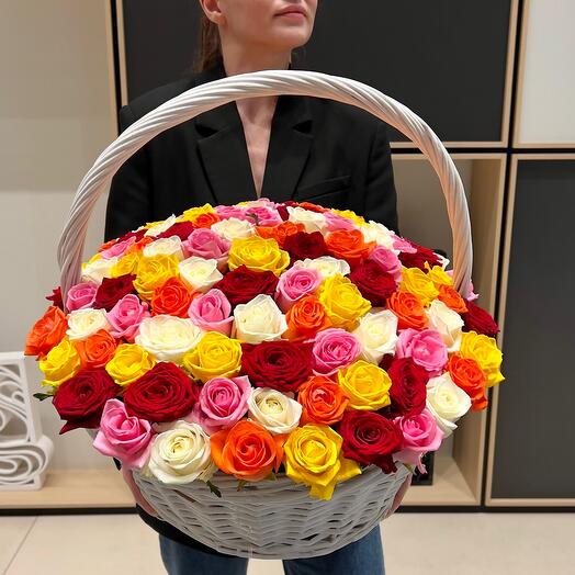 Basket 101 bright rose mix