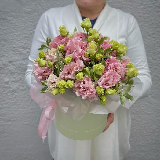 Eustoma in a hatbox