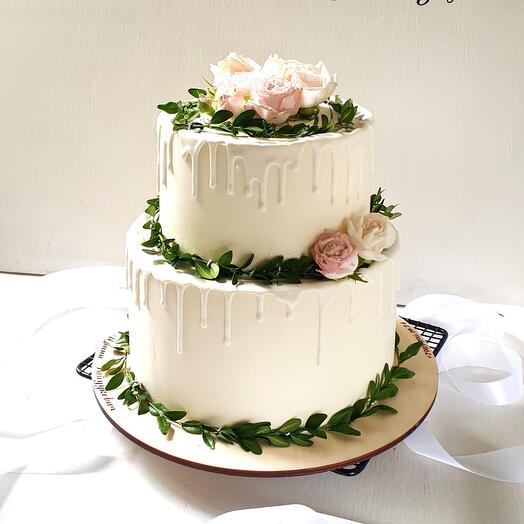 Свадебный торт с цветами