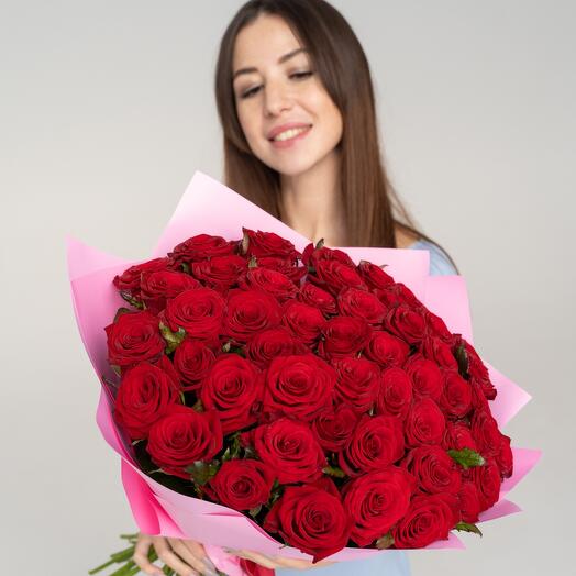 51 красная короткая роза