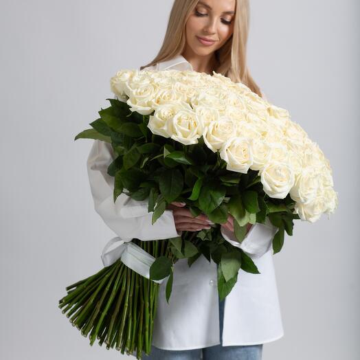 Роза белая 70 см 101 шт