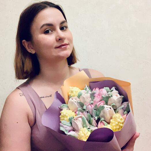 Букет зефирные тюльпаны «В ожидании весны»