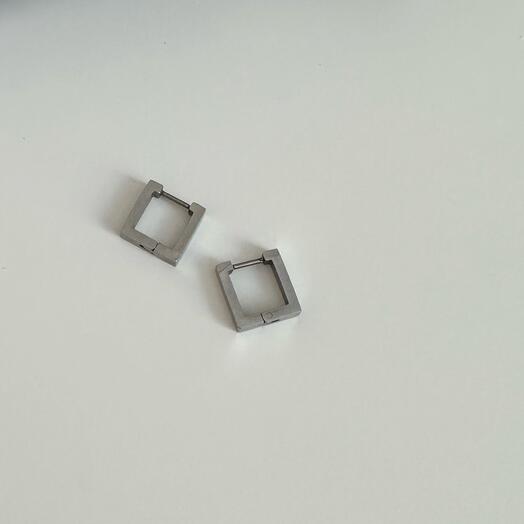 Серьги из гипоаллергенной стали FORM М (silver)
