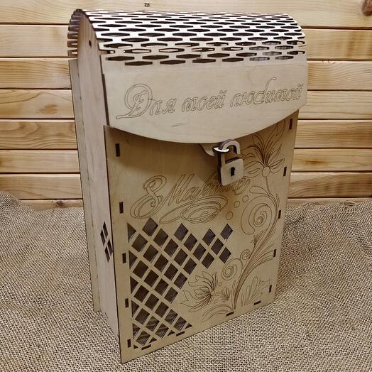 Подарочная коробка с откидной крышкой "8 марта"