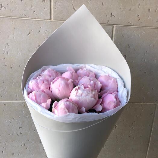 Bouquet of peonies