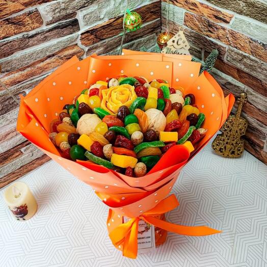 Букет из сухофруктов