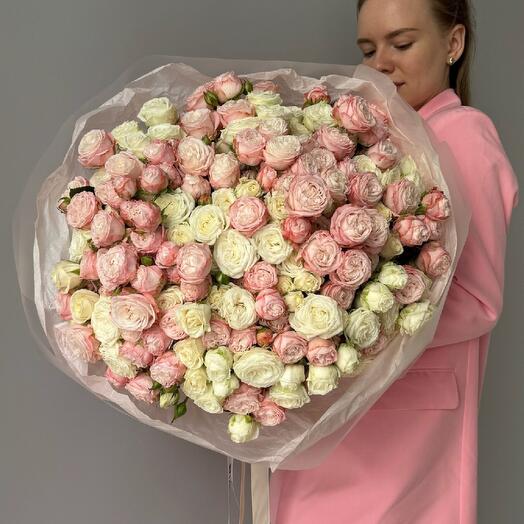 51 кустовых роз «Miss and Madam