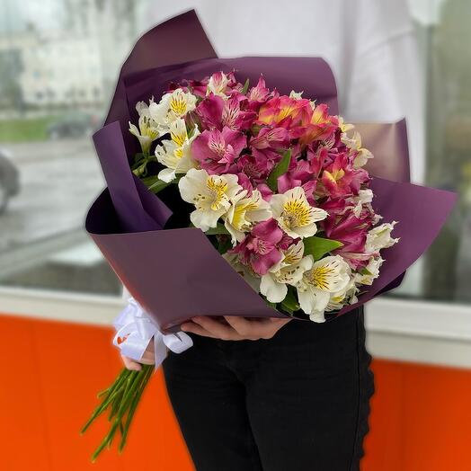 Букет микс из Альстромерий