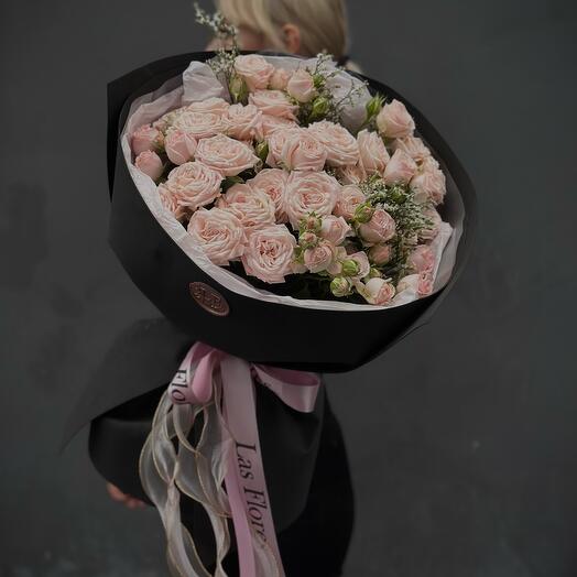Bushy peony-shaped roses 1
