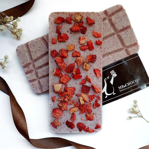 Шоколад белый клубника, фиолетовая матча