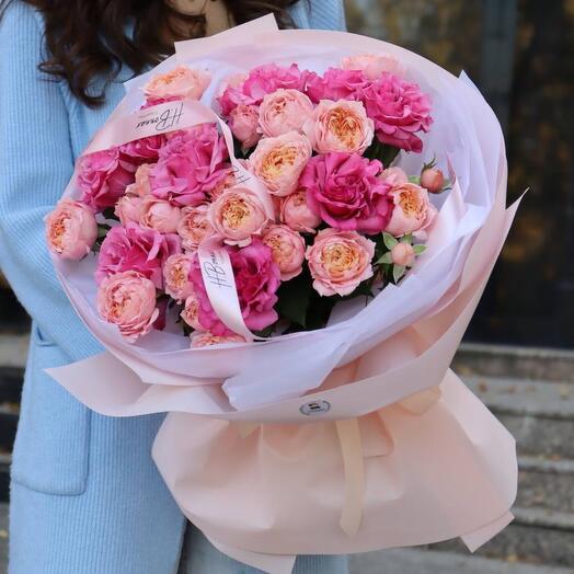Букет-микс розовых роз
