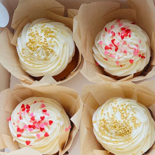 Cupcakes as a gift to a friend, girlfriend,man Georgievsk Inozemtsevo KMV