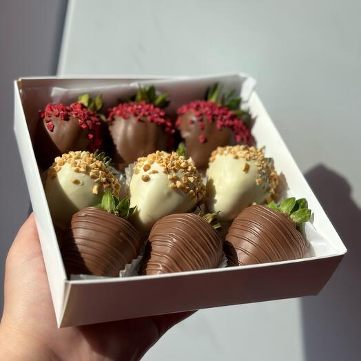 Клубника в шоколаде 9🍓 микс/ подарок любимой