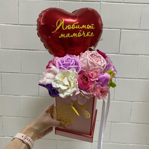Букет в коробочке любимой мамочке