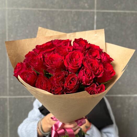 Bouquet of 25 red roses