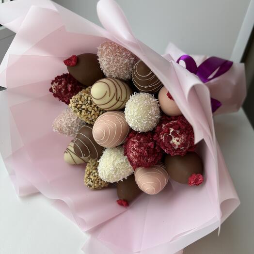 Ramo de fresas cubiertas de chocolate, 18-20 bayas