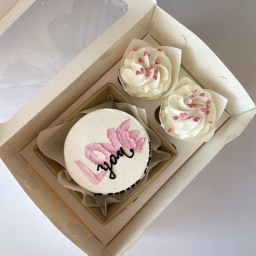 Bento set and 2 love you cupcakes