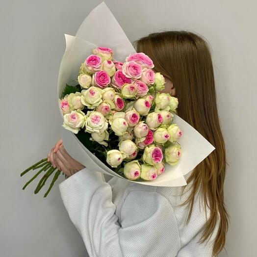 Моно из кустовых пионовидных роз Джелатто