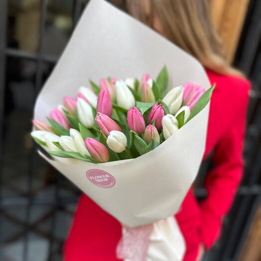 Chic Tulips