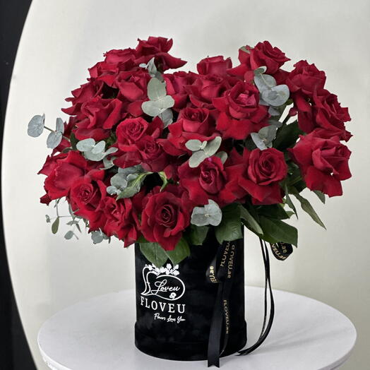 Red roses in box heart