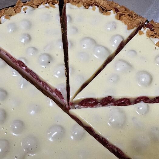 Raspberry tart