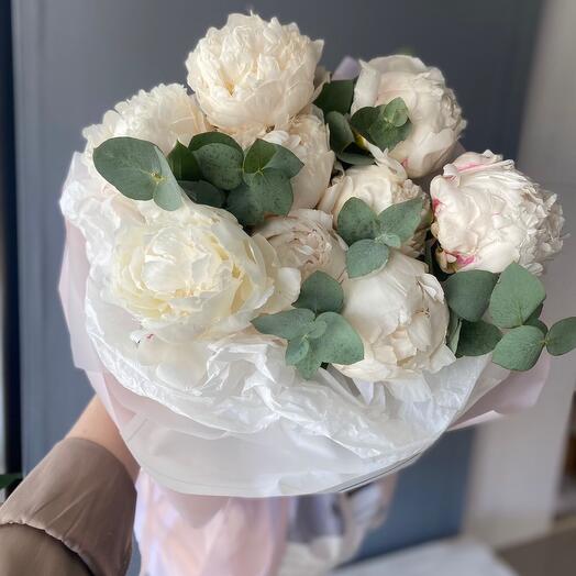 Букет из 9 ароматных пионов 😍