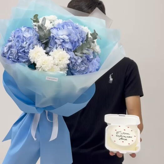 Комбо: евробукет + бенто торт дня рождения (начинка молочная девочка)