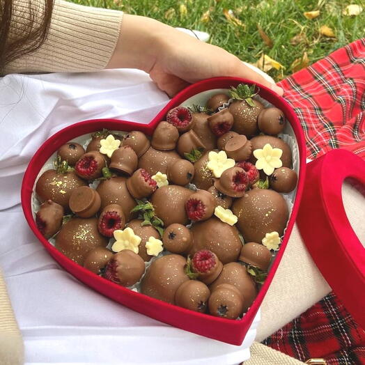 Клубника в Вашем сердце