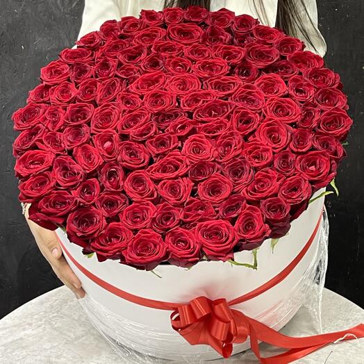 Бордо в белом🌹101 Роза в корбке