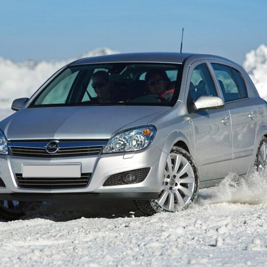 Подарочный сертификат «Дорожная школа безопасности (зима)» (10 часов (4 часа лекций и 6 часов практики), 1 человек)