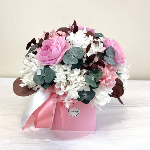 Простоит 1 год! Композиция из живых стабилизированных цветов