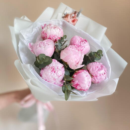 Букет из пионов и эвкалипта 🌿🎀