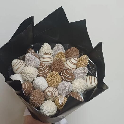 Букет из клубники в шоколаде 27 шт