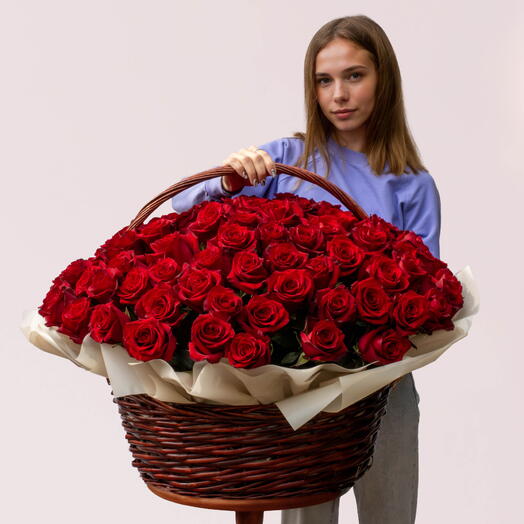 Корзина из 101 красной розы. Арт.215