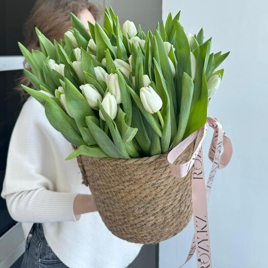 WOW Корзина 51 белый тюльпан
